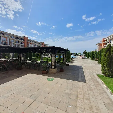 Prestige D'azur B5 With Free Parking * سفيتي فلاس